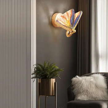 Красочный настенный светильник с бабочкой, Украшение для освещения коридора, Скандинавский Современный Минималистичный Роскошный Лестничный Прикроватный столик, Новинка 2021 года
