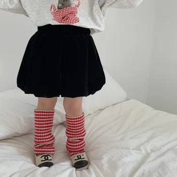 4800B Детские короткие шорты 2023 Весна-лето, Новые Корейские милые и сладкие бархатные шорты для девочек, черные брюки